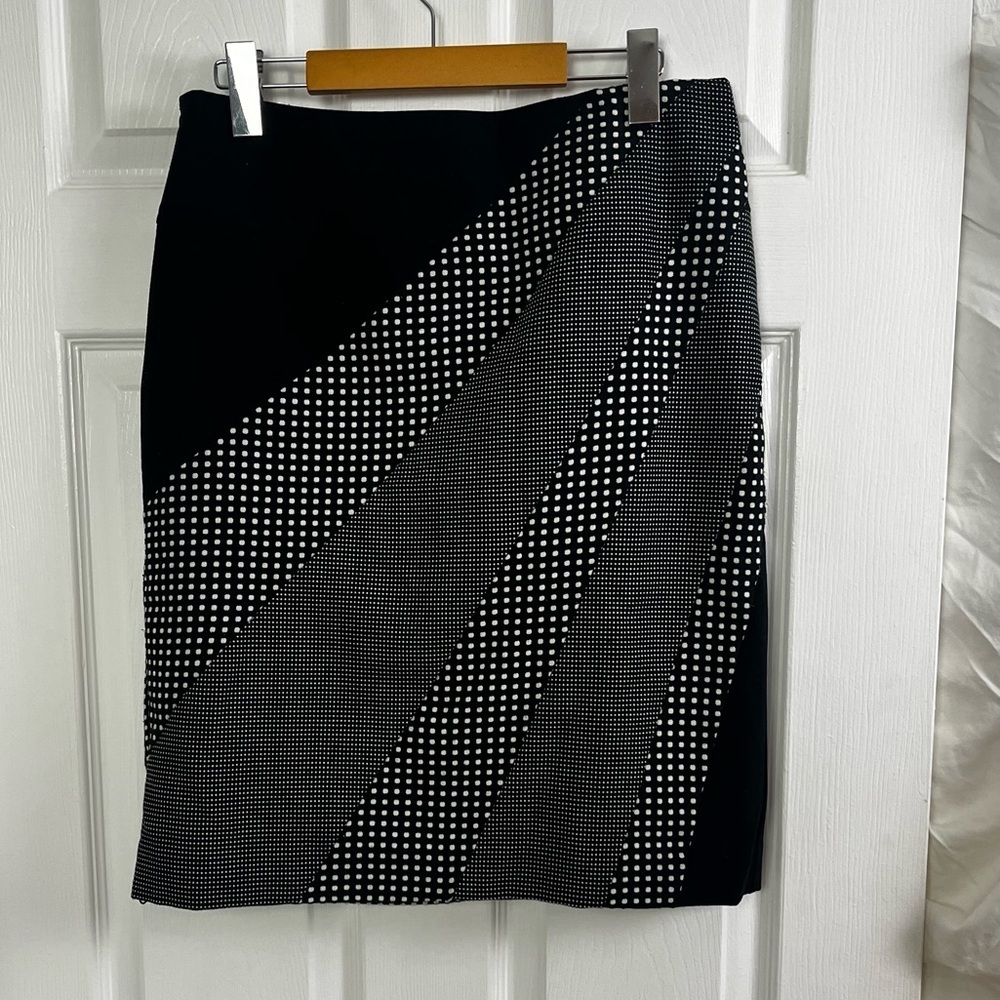 Worthington mid length skirt size 10